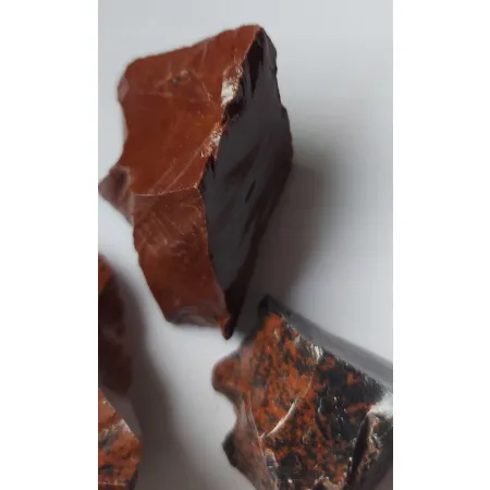 Obsydian Mahony, naturalny, surowy, bryłki Meksyk 1 szt.