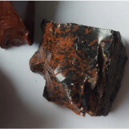 Obsydian Mahony, naturalny, surowy, bryłki Meksyk 1 szt.