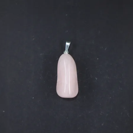Zawieszka kwarc różowy polerowana bryłka 1szt