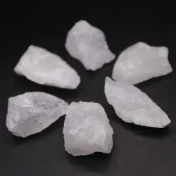 Kryształ górski brazylijski mleczny 10g-15g 1szt