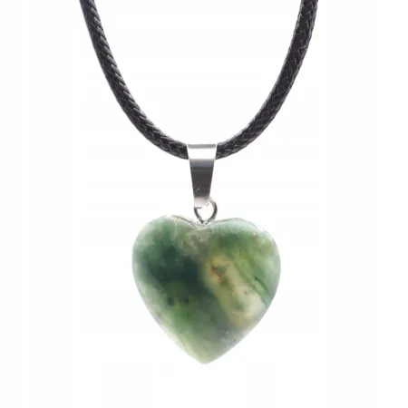 Wisiorek serce 2cm minerał naturalny na regulowanym sznurku 55cm różne 1szt