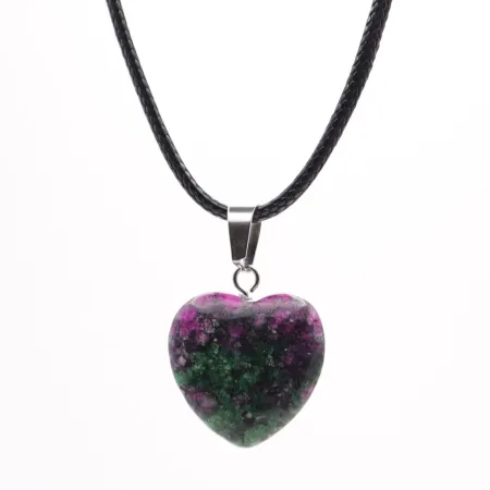 Wisiorek serce 2cm minerał naturalny na regulowanym sznurku 55cm różne 1szt