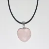 Wisiorek serce 2cm kwarc różowy na regulowanym sznurku 55cm 1szt.