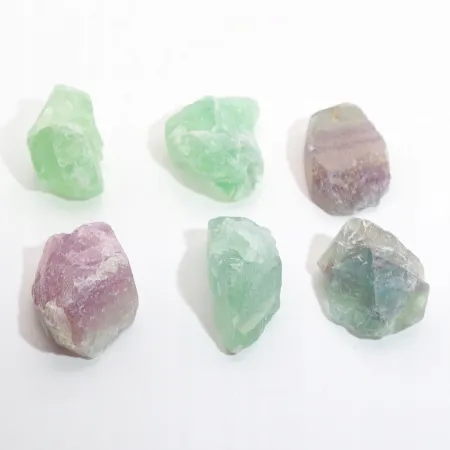 Fluoryt naturalny surowy zielony kryształ kamień geniuszy M 15-20g 1szt.