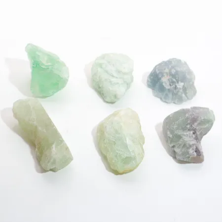 Fluoryt naturalny surowy zielony kryształ kamień geniuszy M 15-20g 1szt.